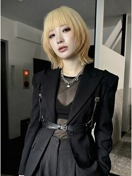 スリット(slit) ボブ/ルーツカラー/ブロンド