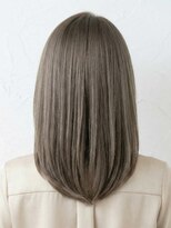 と和×美髪クリニック 巣鴨店 センターパートの上品艶グレージュ大人ボブ
