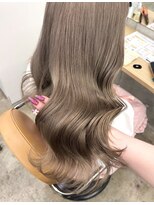 マジコ 表参道(Magico) ミルクティーグレージュ/ブリーチ