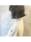 切りっぱなしボブ&赤みなくして透けるグレー
