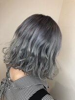 ロア 福岡天神本店(LORE)&nbsp;ホワイトシルバー