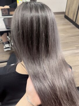 ヴィフ 大船(VIF) バレイヤージュ/ケアブリーチ/ダブルカラー白髪ぼかし脱白髪染め