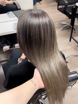 ヴィフ 大船(VIF) バレイヤージュケアブリーチダブルカラー白髪ぼかし脱白髪染め