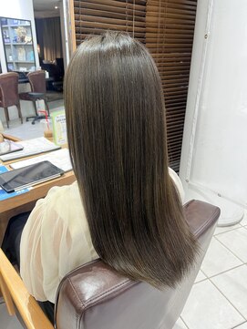 ボヌール オオサカ(Bonheur OSAKA) 水分たっぷり艶髪ストレート