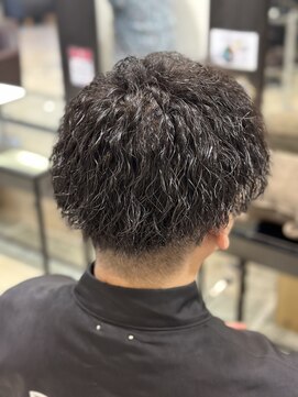 ノーム バイ アウラ(norm. by aura) ツイスパ メンズパーマ メンズカット ツイスト 波巻きパーマ