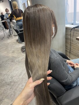 リーオオサカ(Lee Osaka) オリーブベージュ×東芽生