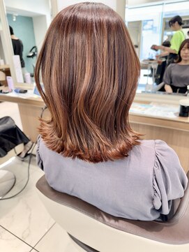 アッシュ 下北沢店(Ash) カッパーブラウンの外はねミディアム