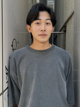 ゼストプール(ZEST POOL) 韓国ヘア　ニュアンスパーマ　ダウンパーマ　センターパート