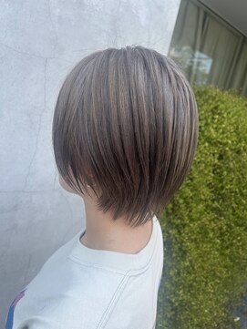 セリュックス(CELUX) ボブ/ハイトーンカラー