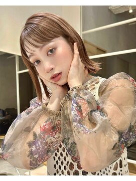 ノイ(noi) 顔周りレイヤーカットグレージュカラーくびれボブベージュカラー