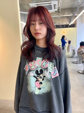 ロジェ(loje) レッドカラー/コテ巻き/くびれ巻き/フェミニンロング