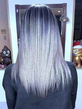 ブレイズヘアー(BLAZEhair) 【失敗修正】ホワイトグレージュバレイヤージュ×ブリーチ３回