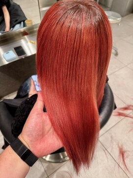 ダブ アオヤマ(DaB AOYAMA) 「モリ」ブリーチにも酸性ストレートで湿気対策万全です。