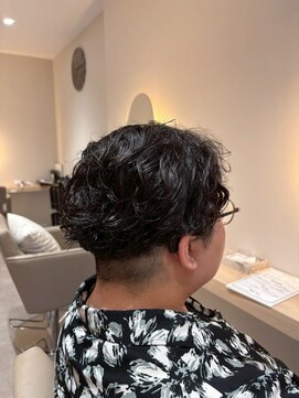 ルーチェココ ブラン(Lu'ce coco blanc) ナチュラルウェーブ×刈り上げショート