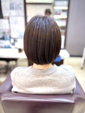 トレセッテ(tre sette) 美髪矯正で艶感と質感を向上/ショートボブスタイル