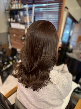 カフカ(KAFKA) 艶髪 イルミナカラー セミロングヘアー 【ムラカミヒナ】