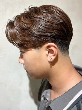 ニコ トウキョウ ヨコハマ(nico) メンズセンターパートウルフセンターパートニュアンスパーマ襟足