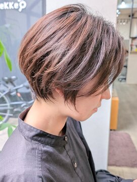 メッケ(MeKKe) カジュアルショート30代/40代/50代