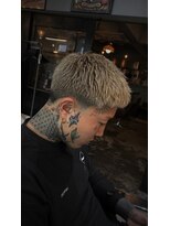 エーピーティートアウエスト(APT. TOR WEST) taper fade