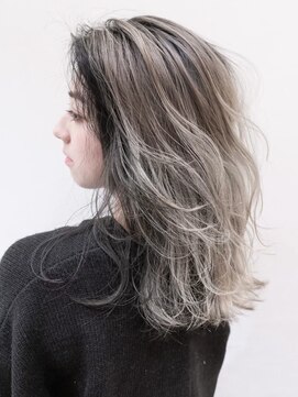 ユートゥイーズ 鎌倉(U too e's) 《U鎌倉/髪質改善》透明感グレージュ/ローライト/ハイライト