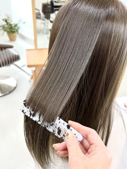 クル(k u r u)の写真/髪質改善で叶う！ダメージレスな艶髪体験◎天使の艶カラー（パーマ、ストレート）でうるツヤ髪に