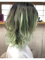 ルーナヘアー(LUNA hair)&nbsp;『京都 ルーナ』 マッシュウルフ×ライムグリーン【草木真一郎】