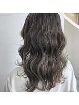 アルヴァ(ALVA) ○なりたかった大人グレージュハイライトカラー(那覇　新都心)