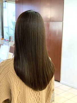 クオリス 上板橋店(QUALIS) 大人かわいい内巻きワンカール 黒髪ロングレイヤー 艶感