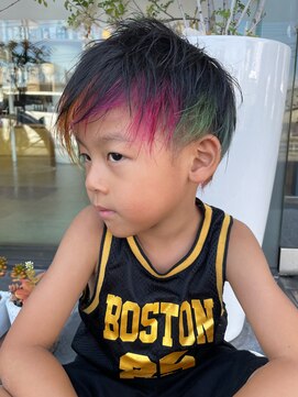 ヘアメイク ミチ 富田店(HAIRMAKE MICHI) キッズカットレインボー【古作　蓮】