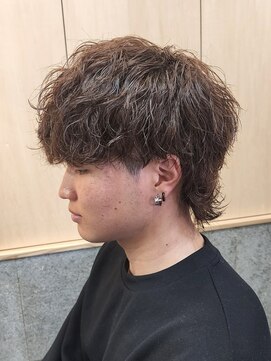 ニアウ 伊勢崎連取店(Niau) マッシュウルフ波巻きスパイラルパーマメンズショート