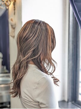 レガーレ(Legare) 透明感たっぷりの韓国レイヤー