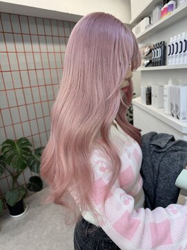 ペレ 渋谷(PELE) イメチェン/ホワイトブロンド/外ハネボブ/ワイドバング/渋谷