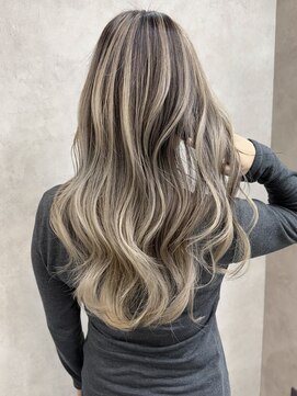 サニー 渋谷(SUNNY) バレイヤージュ、ハイライト、レイヤーカット、ケアブリーチ