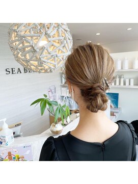 ヘアーデザイン シーベル(HAIR DESIGN SEA BELLE) カジュアルお団子お呼ばれアレンジ