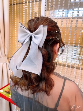 ヘアメイク ジェイエム ハーフアップ