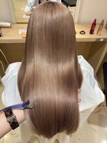 アッシュ 中目黒店(Ash)&nbsp;ブリーチ必須のミルクティーベージュ