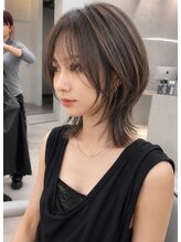 ダブルトーキョー シブヤ(W-TOKYO SHIBUYA)&nbsp;小顔ミディアムウルフハイライト×ハッシュカット20代30代40代