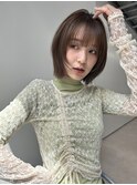 ボブ 顔周りレイヤー ショートカット 透明感カラー ブラウン