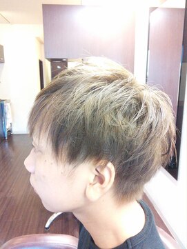 ヘアメイク ビス(Hair Make Bis.) ショートスタイル