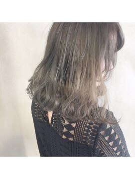 ミント(mint) ＊光に柔らかく透けるパールグレー＊