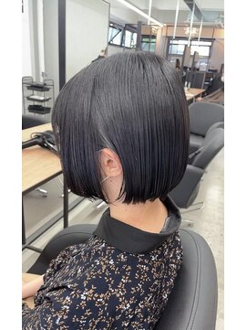 ユッカ エハ 豊中(YUCCA eha) 【eha Miki】プツッとボブ