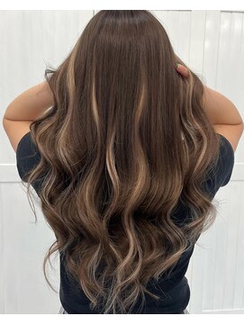 ヘアアンドメイク サファイア 豊橋店(ヘア&メイク SAPPHIRE) #イメチェン#エクステ#大変身#ギャル#清楚#正義