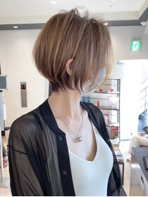 バンプ ギンザ(BUMP GINZA) 《30代40代》白髪ぼかしハイライト×前下がりボブ【イケダ】
