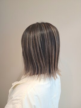 ヘアーアンドネイルフォレスト(Hair&Nail FOREST.) 20代30代40代に似合うハイライトスタイル