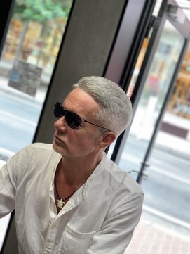 宮崎理容院 オークス店  サイドパート