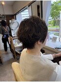 【中村　川崎】ゆるめパーマで作るふんわりショート