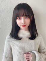 アフロート トウキョウ(AFLOAT TOKYO) 黒髪暗髪ぱっつん前髪小顔顔まわりミディアムレイヤーワンカール