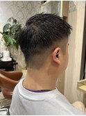 ツーブロック×スキンフェード◎外国人風バーバースタイル