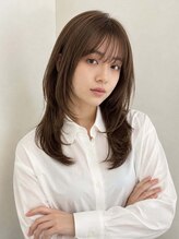 フラウ チャームマーチ(hulau Charm/MARCH)&nbsp;くびれレイヤー/美髪レイヤー/顔まわりレイヤー/大人レイヤー