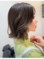 アースエレガンス 田町店(EARTH Elegance)&nbsp;軽め切りっぱなしボブ×グレージュ